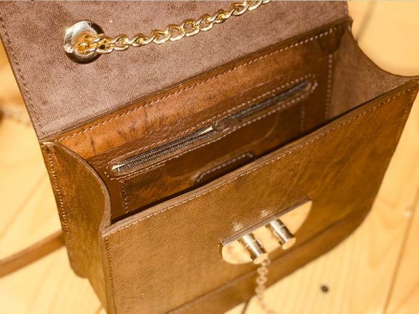 خرید کیف دوشی زنانه چرم لوک مدل سولان از نیازکو